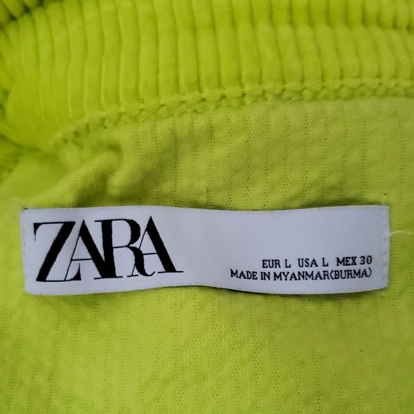 ZARA - size L- oversized corduroy jacket/shacket - Women Fashion - Picture 4 of 11